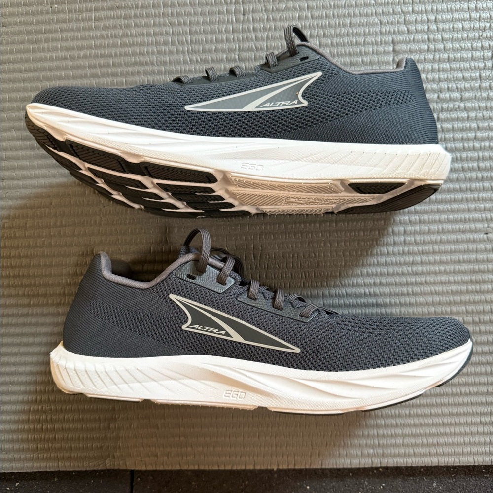 Altra Woman’s Athletic Shoes -  Charcoal Size 9